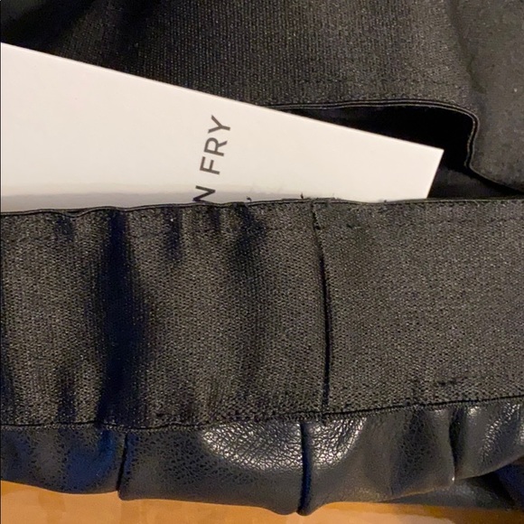 ✂️ Emerson Fry Vegan Leather Leggings - Picture 3 of 3